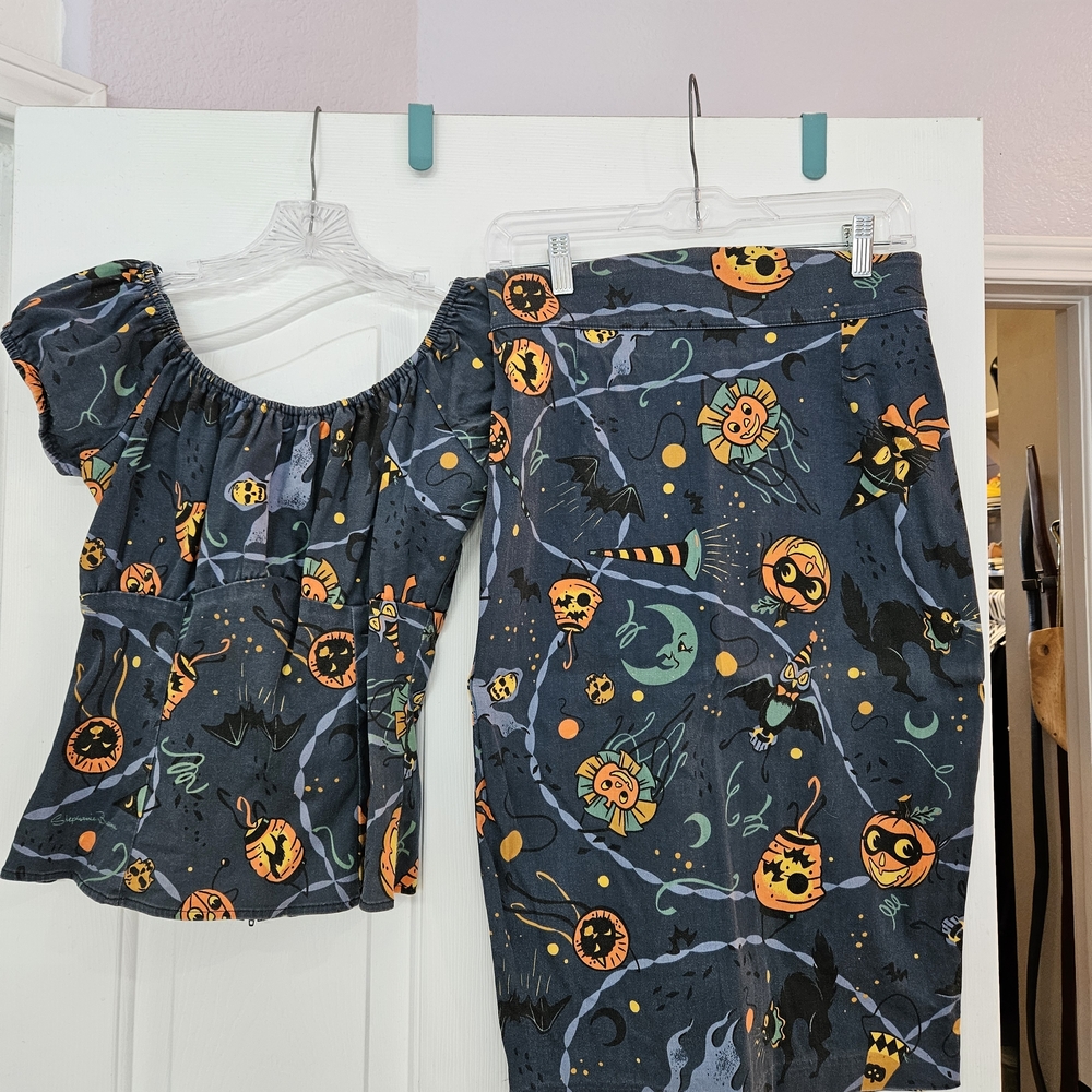 Pinup Girl Clothing Lantern Print Peasant Top And Pencil Skirt